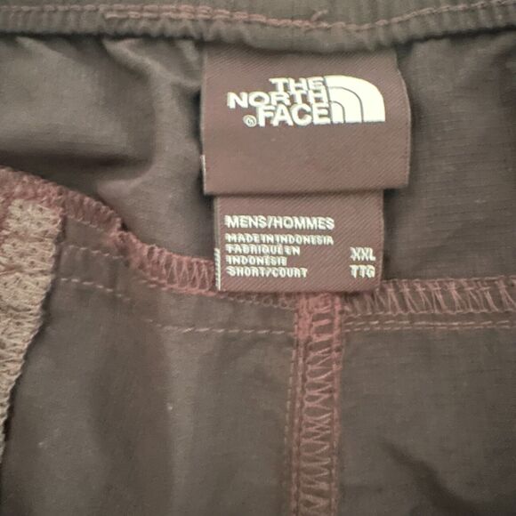 The North Face Shorts Men's 2XL XXL Black Nylon Shell Running Gym Flashdry - Picture 6 of 6